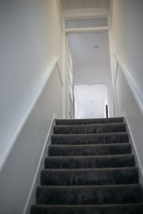 Appartamento Stylish Retreat In Leigh-On-Sea Southend-on-Sea Esterno foto